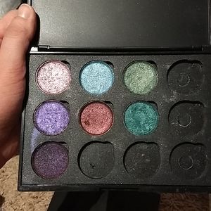 Mac Pressed Pigment Palette